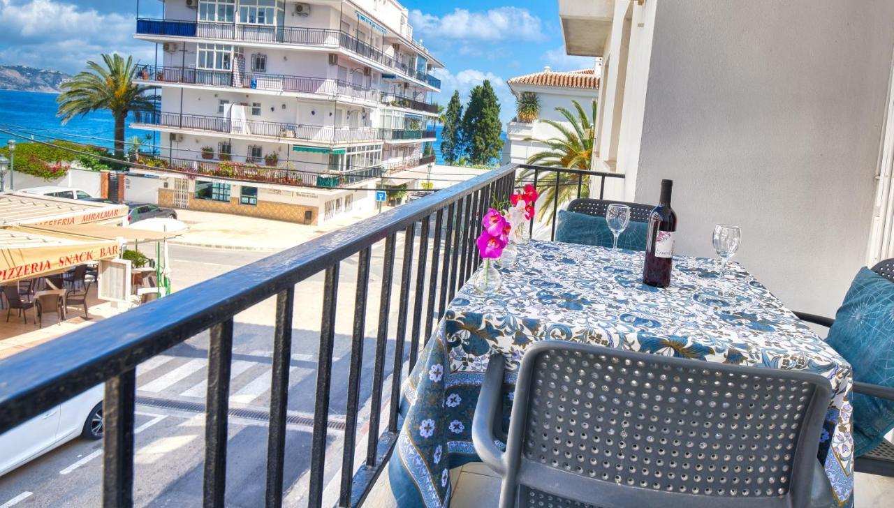Nerja Center Apartment With Sea View Bagian luar foto