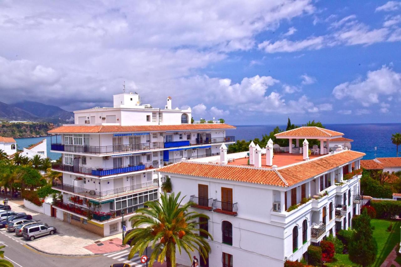 Nerja Center Apartment With Sea View Bagian luar foto