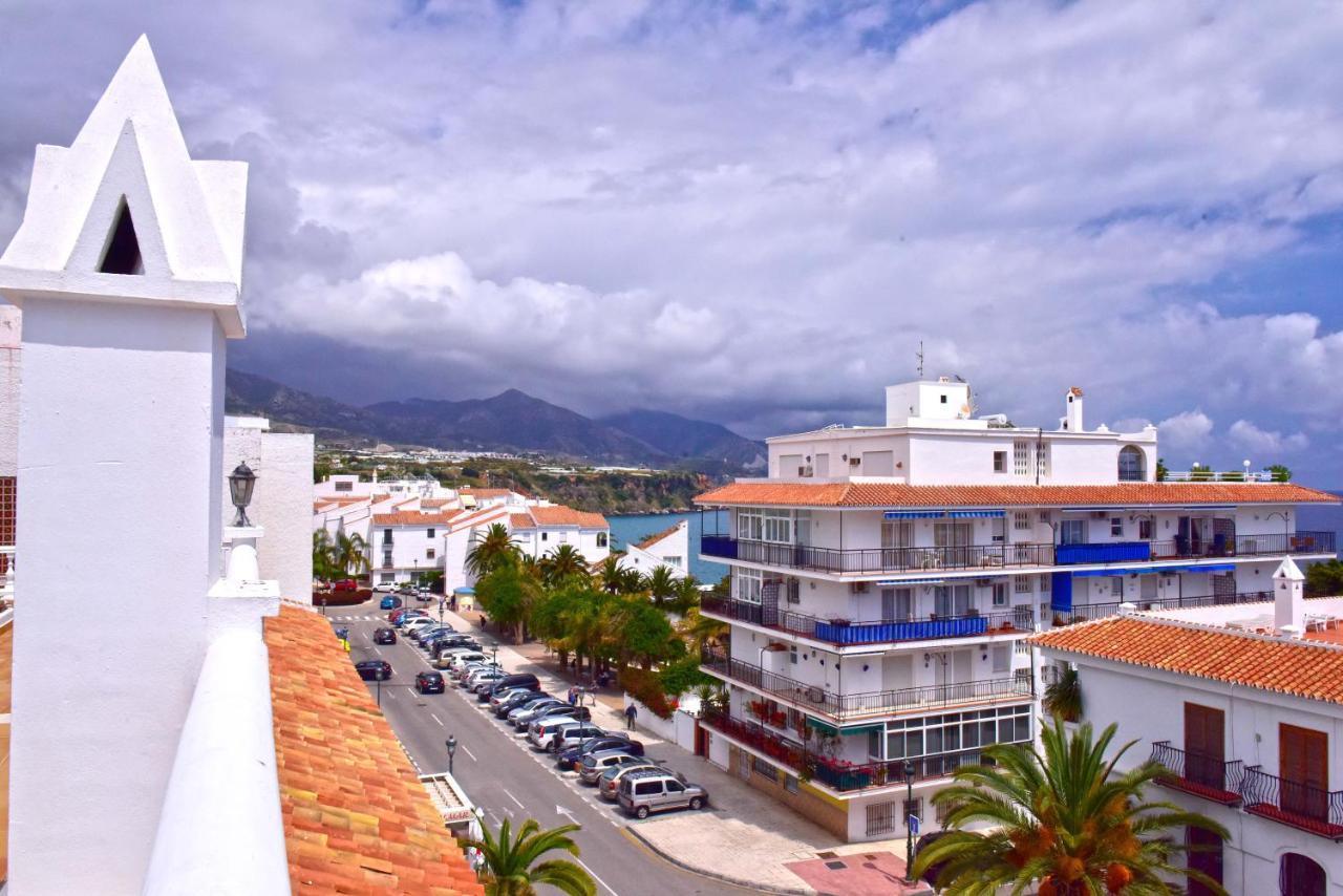 Nerja Center Apartment With Sea View Bagian luar foto